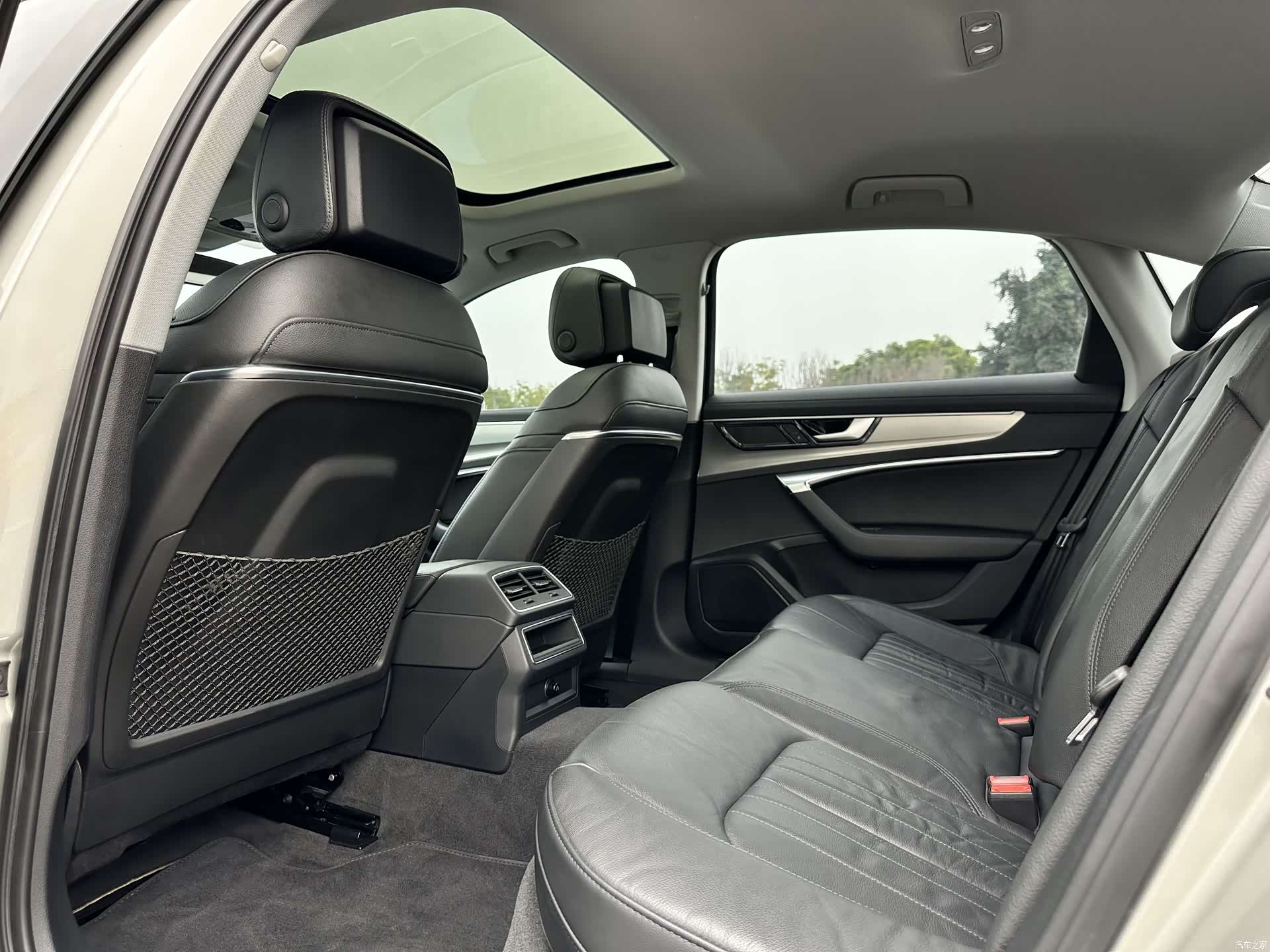 Audi A6L, 2020 13