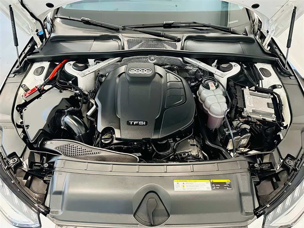 Audi A4L, 2023 9