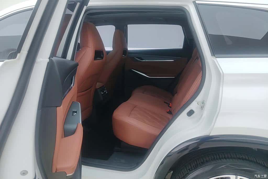 Changan CS75, 2023 11