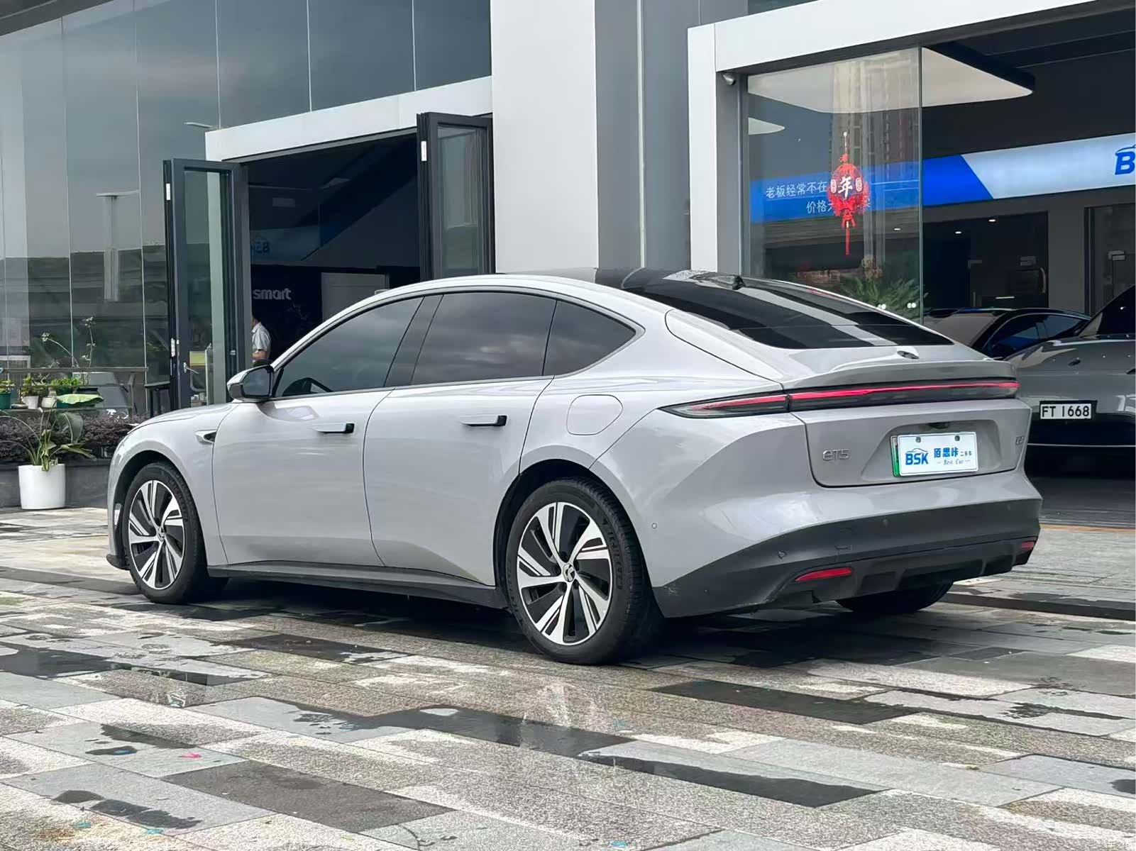 NIO ET5, 2024 6