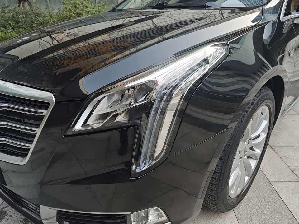 Cadillac XTS