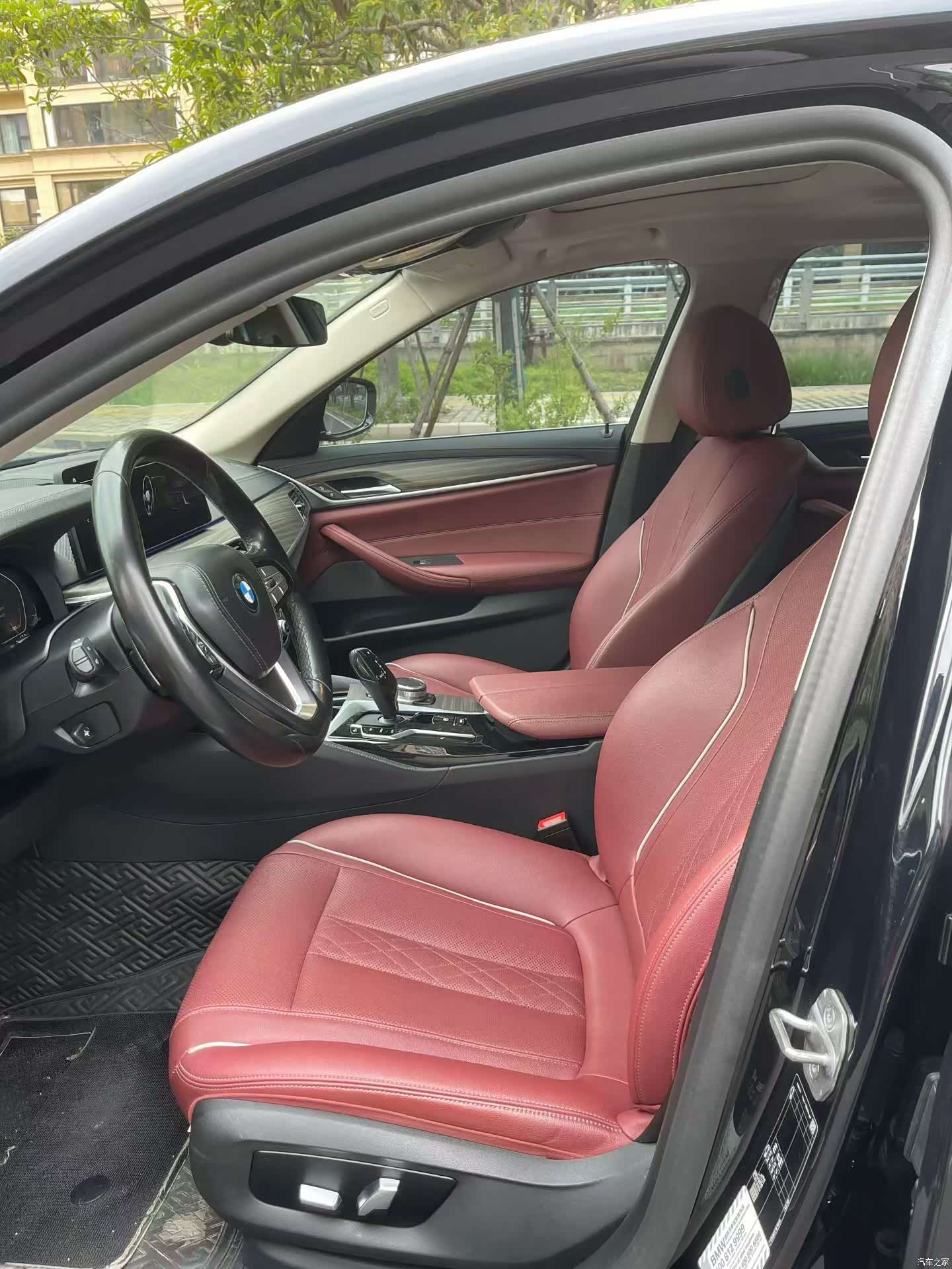 BMW 5 Series, 2021 4