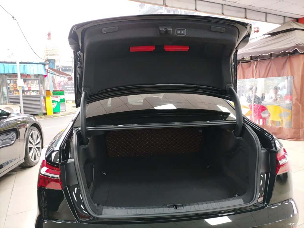 Audi A6L, 2023 15