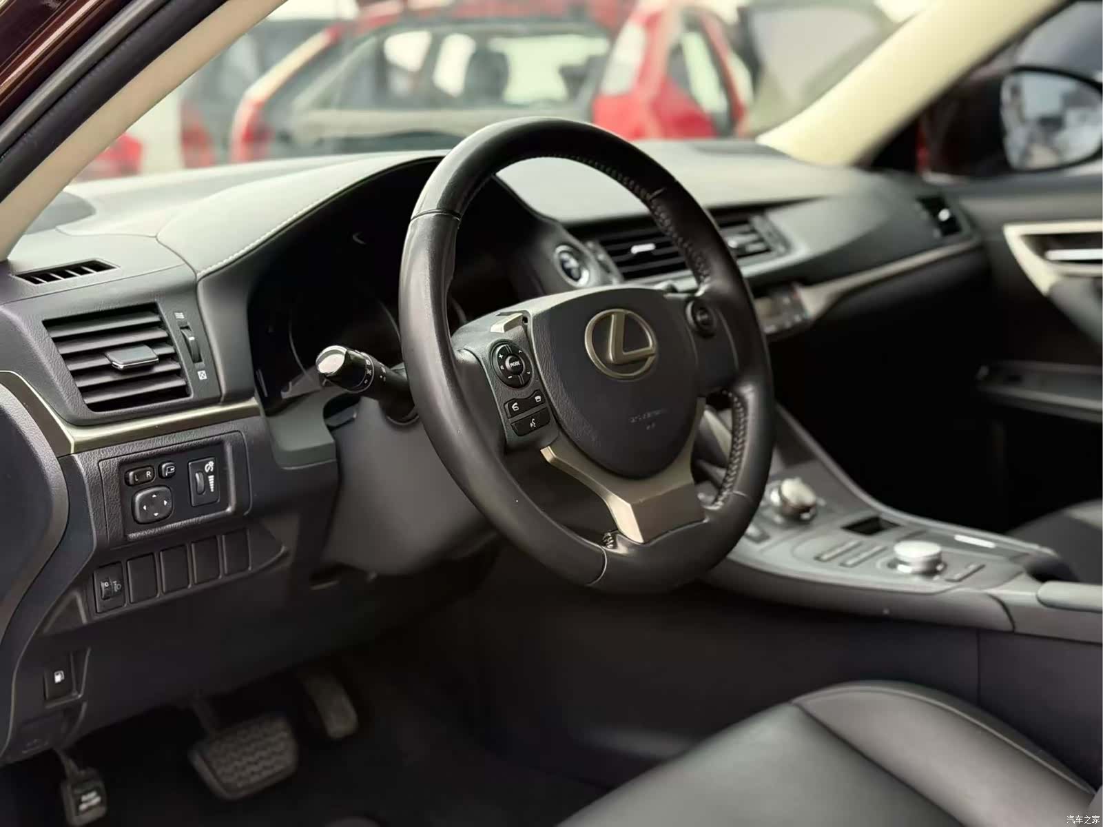 Lexus CT, 2016 3