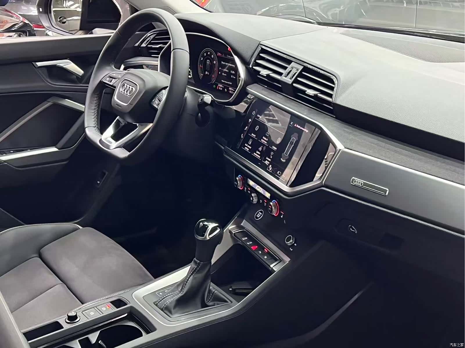 Audi Q3, 2022 19