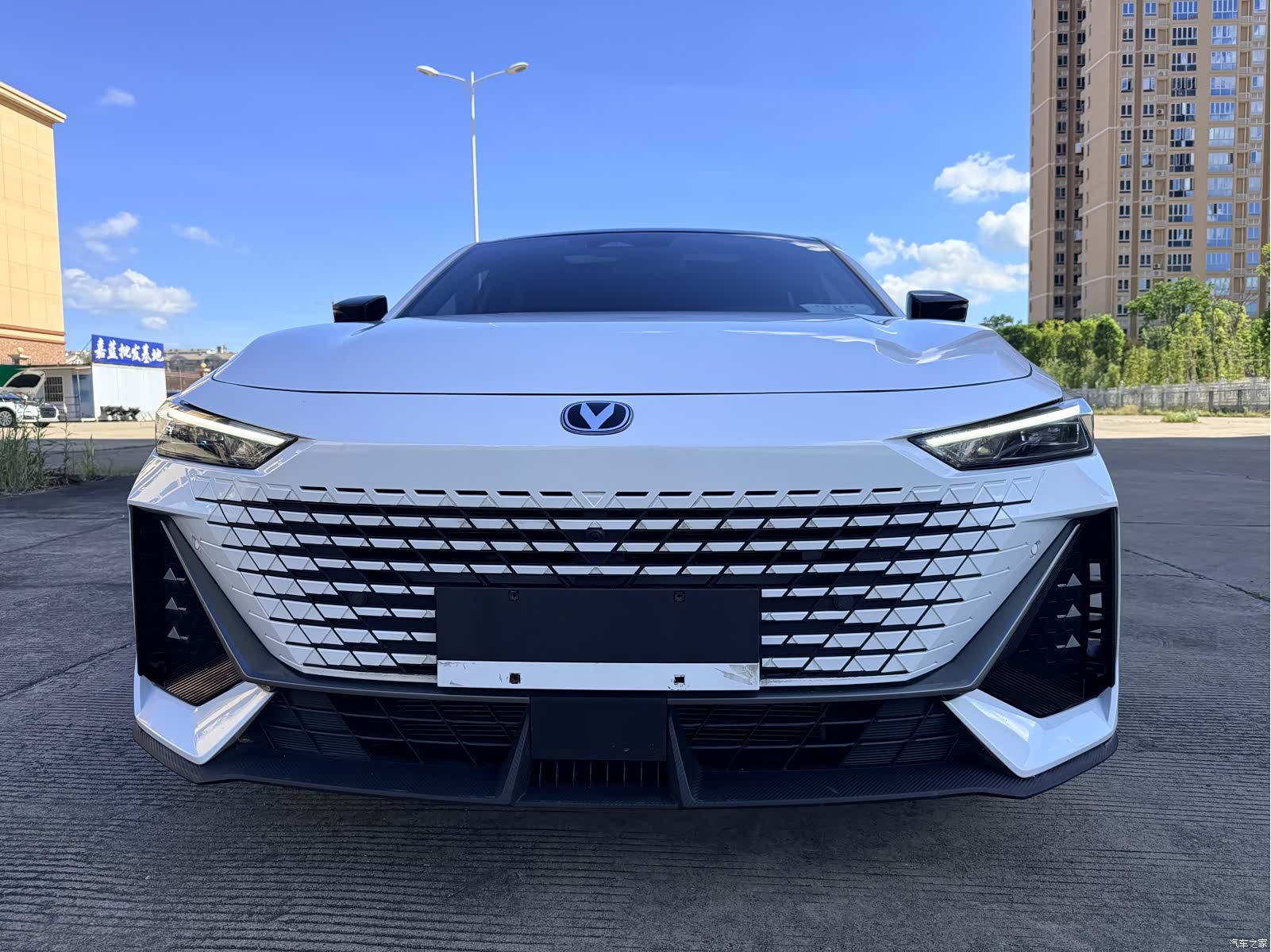 Changan UNI-V, 2023 2