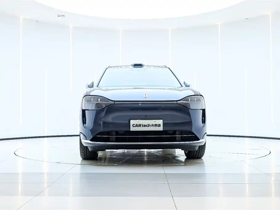 AITO Ask the world M9