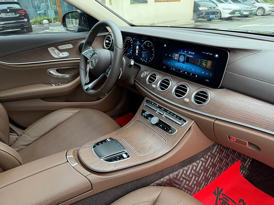 Mercedes-Benz E-class Mercedes-Benz E-class