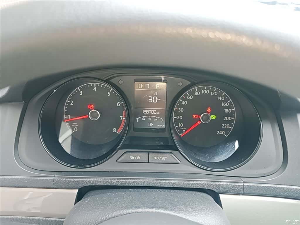 Volkswagen Lavida, 2017 12