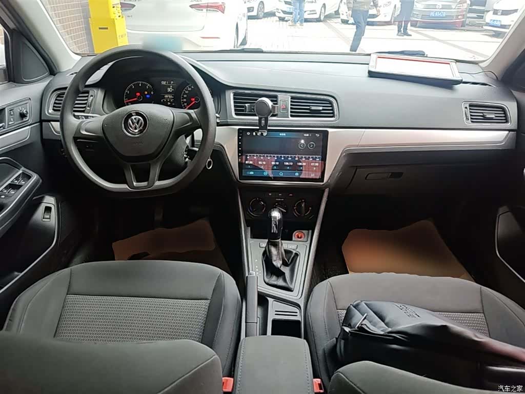 Volkswagen Lavida, 2017 10
