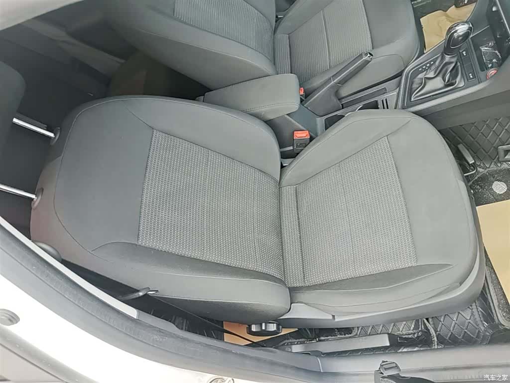 Volkswagen Lavida, 2017 25