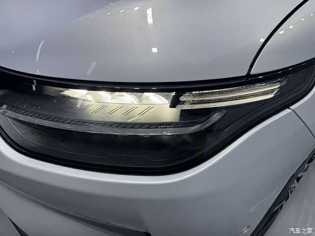 Leapmotor C11, 2022 17