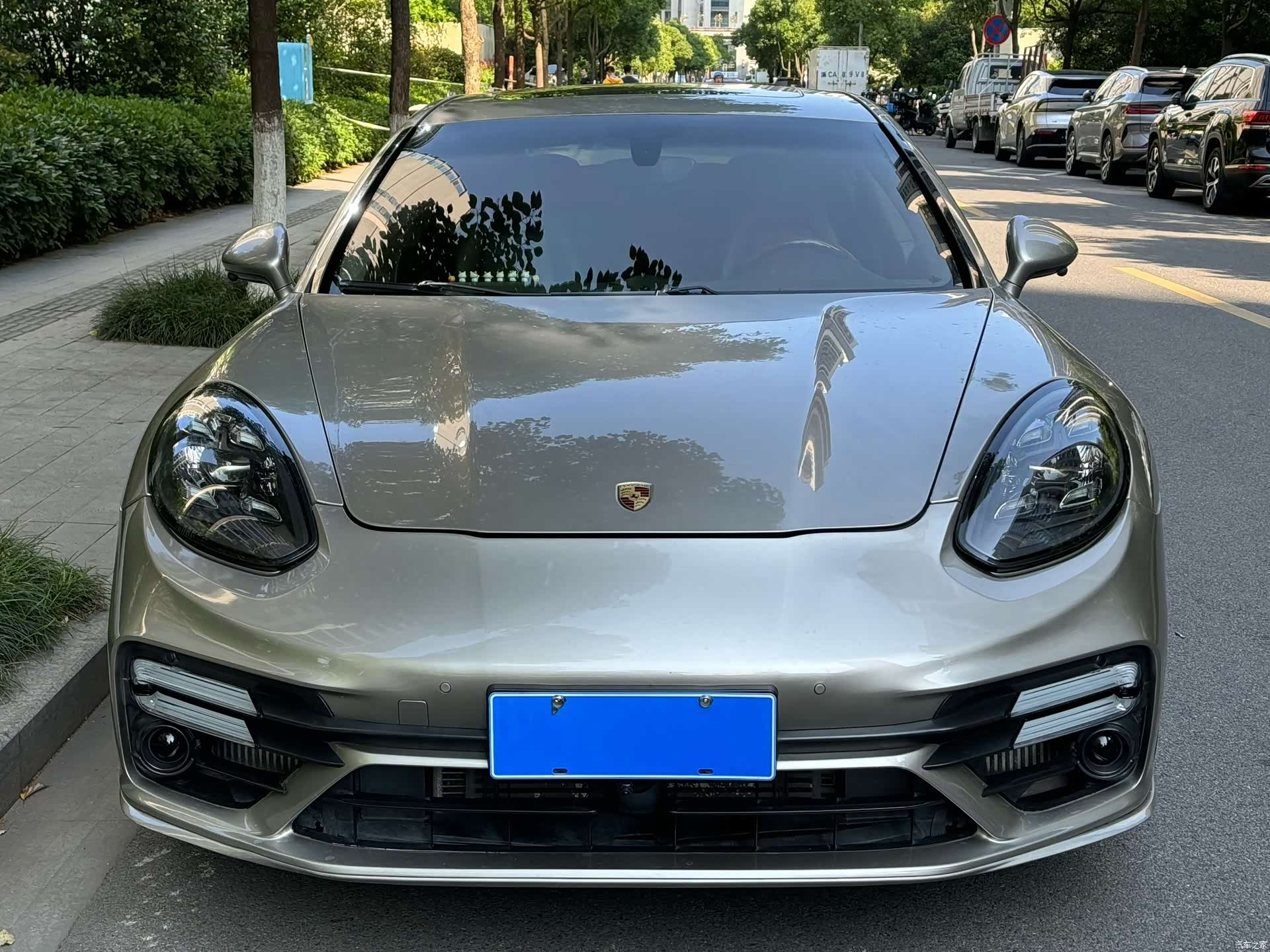 Porsche Panamera, 2010 2