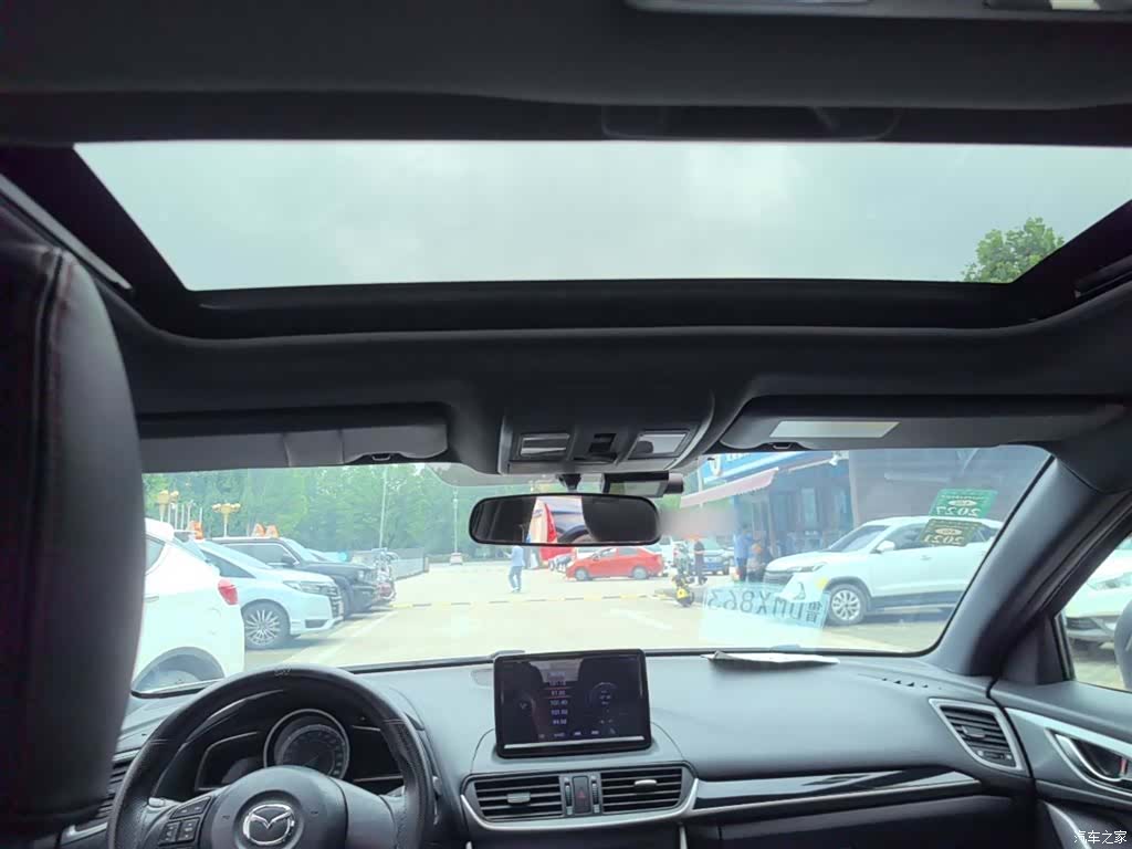 Mazda CX-4, 2017 18