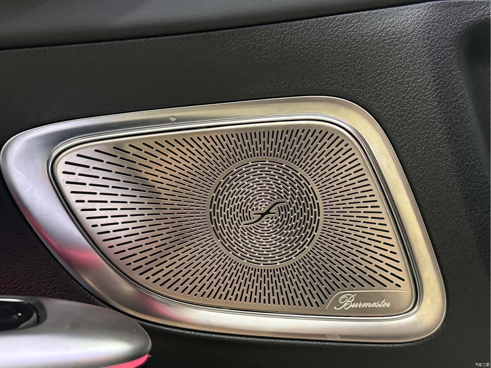 Mercedes-Benz C-Class, 2024 8
