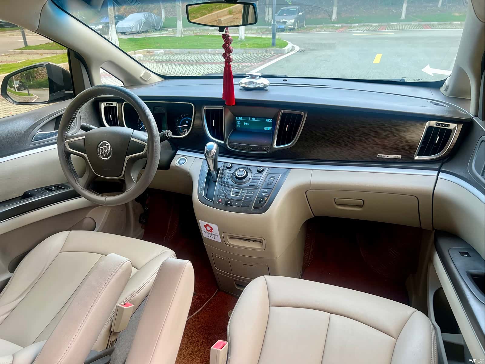 Buick GL8, 2013 15