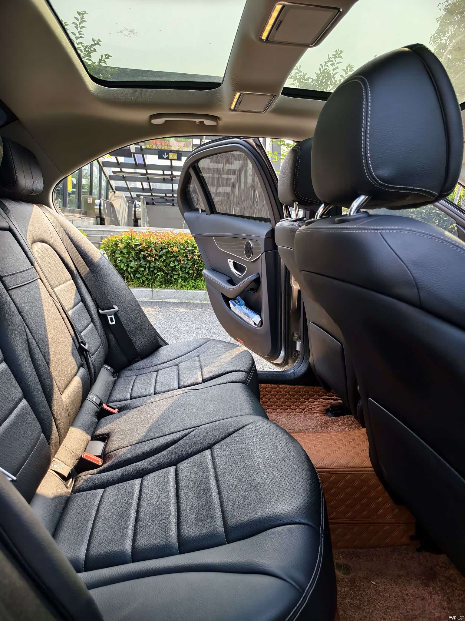 Mercedes-Benz C-Class, 2020 11