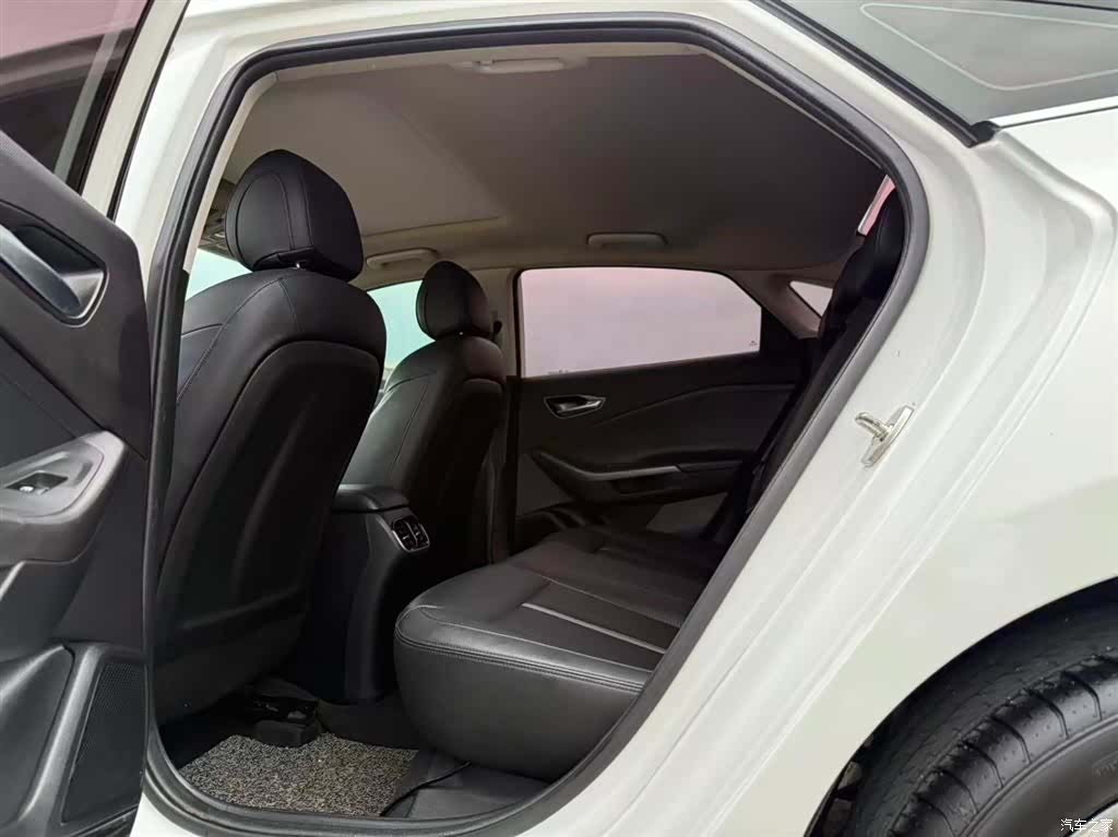 Hyundai Lafesta, 2018 4