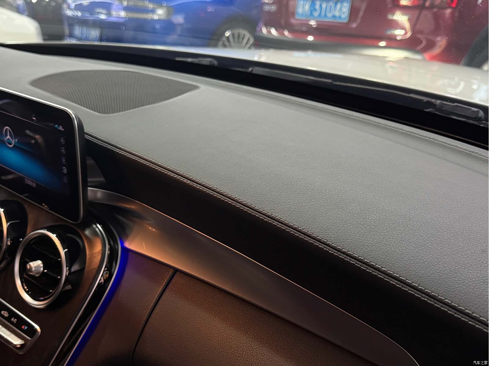 Mercedes-Benz C-Class, 2020 18