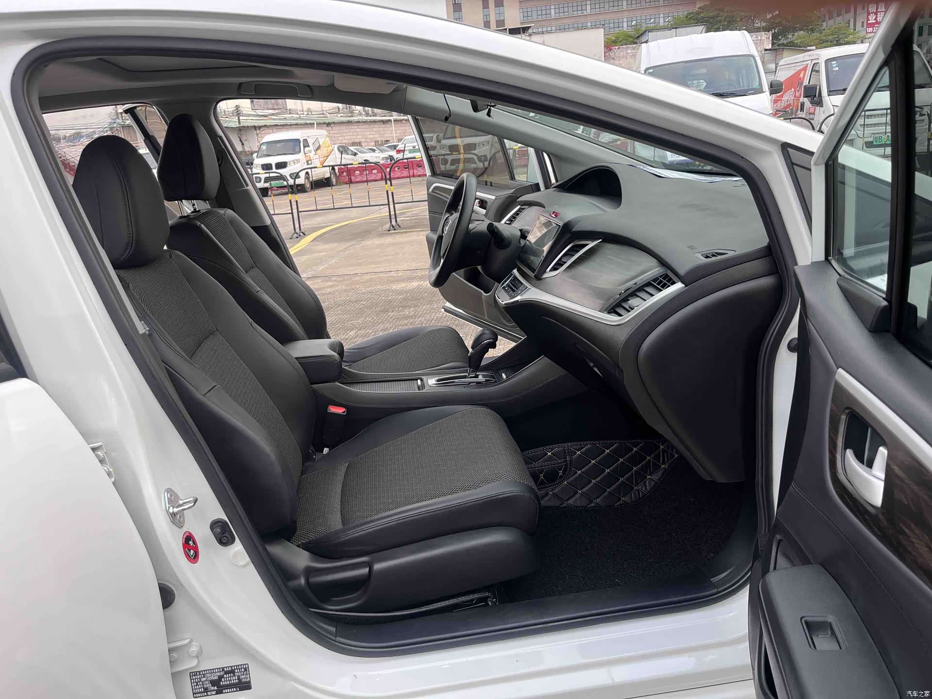Honda Jade, 2019 11