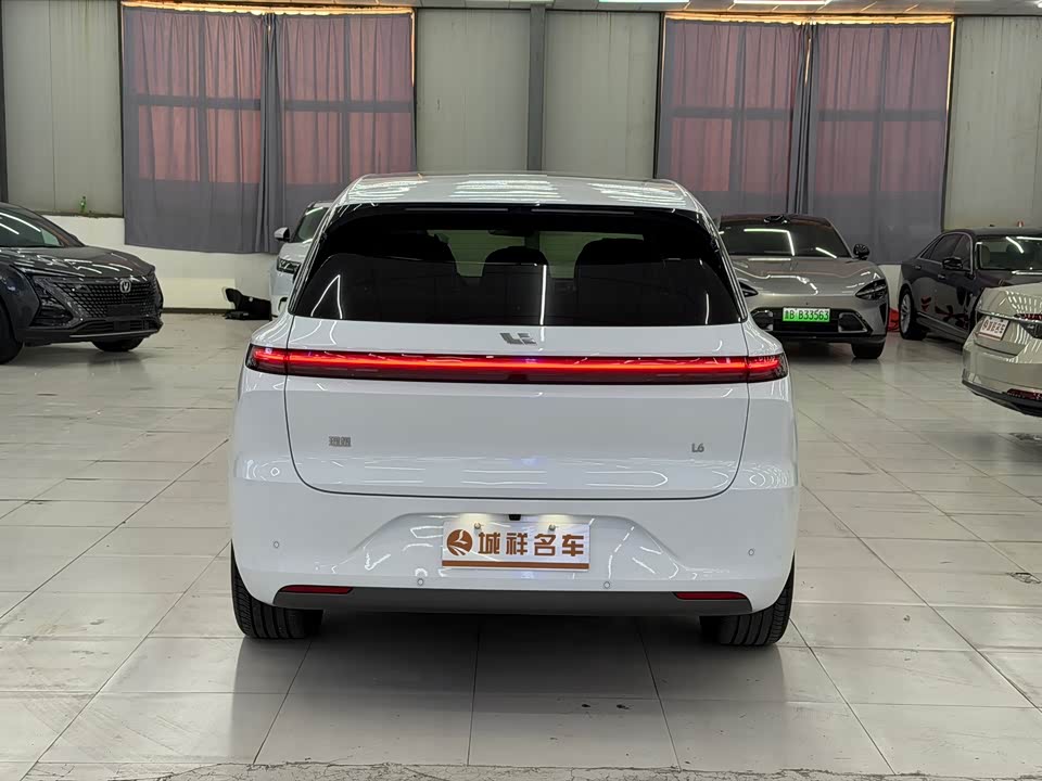 Li Auto Ideal L6