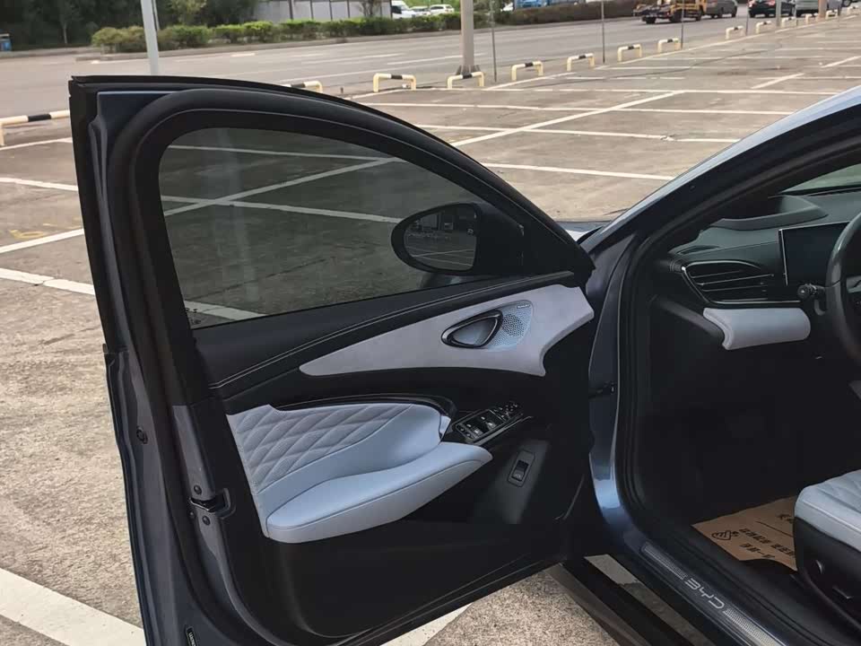 BYD seal