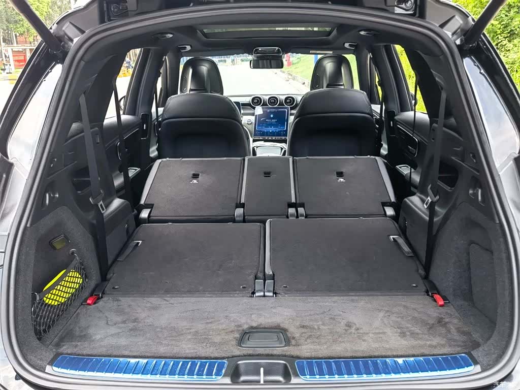 Mercedes-Benz GLC, 2023 12