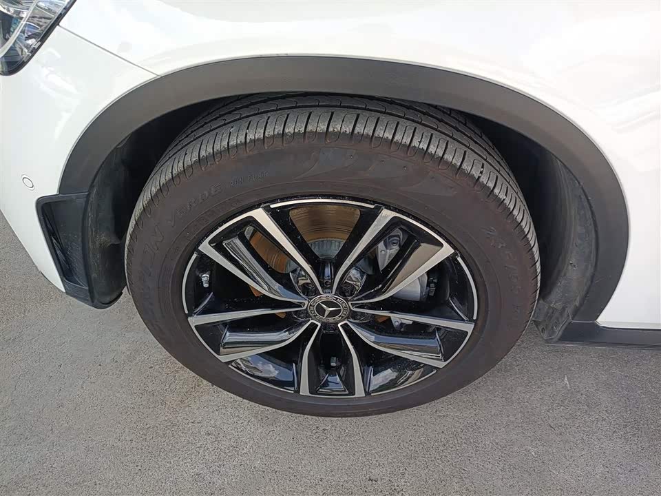 Mercedes-Benz GLC Mercedes-Benz GLC