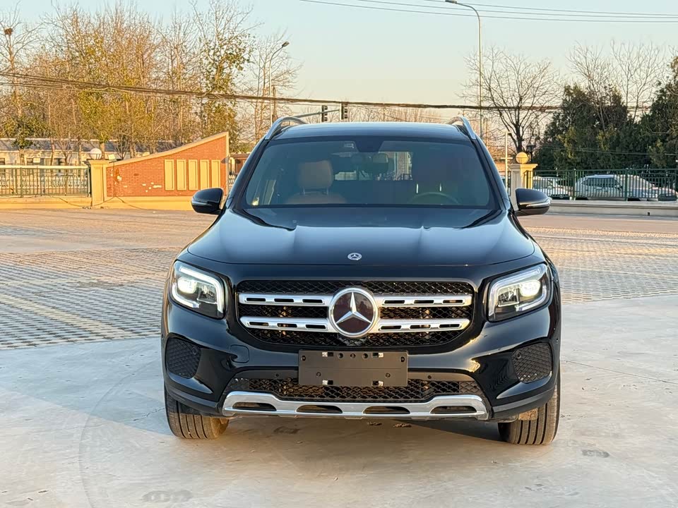 Mercedes-Benz GLB