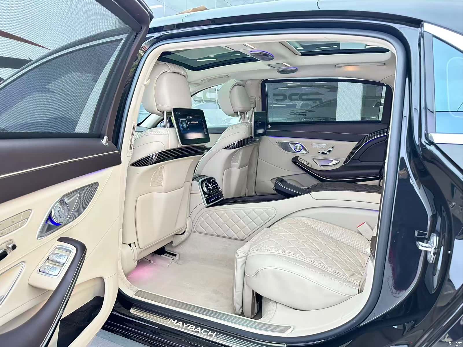Maybach S-Class, 2019 14
