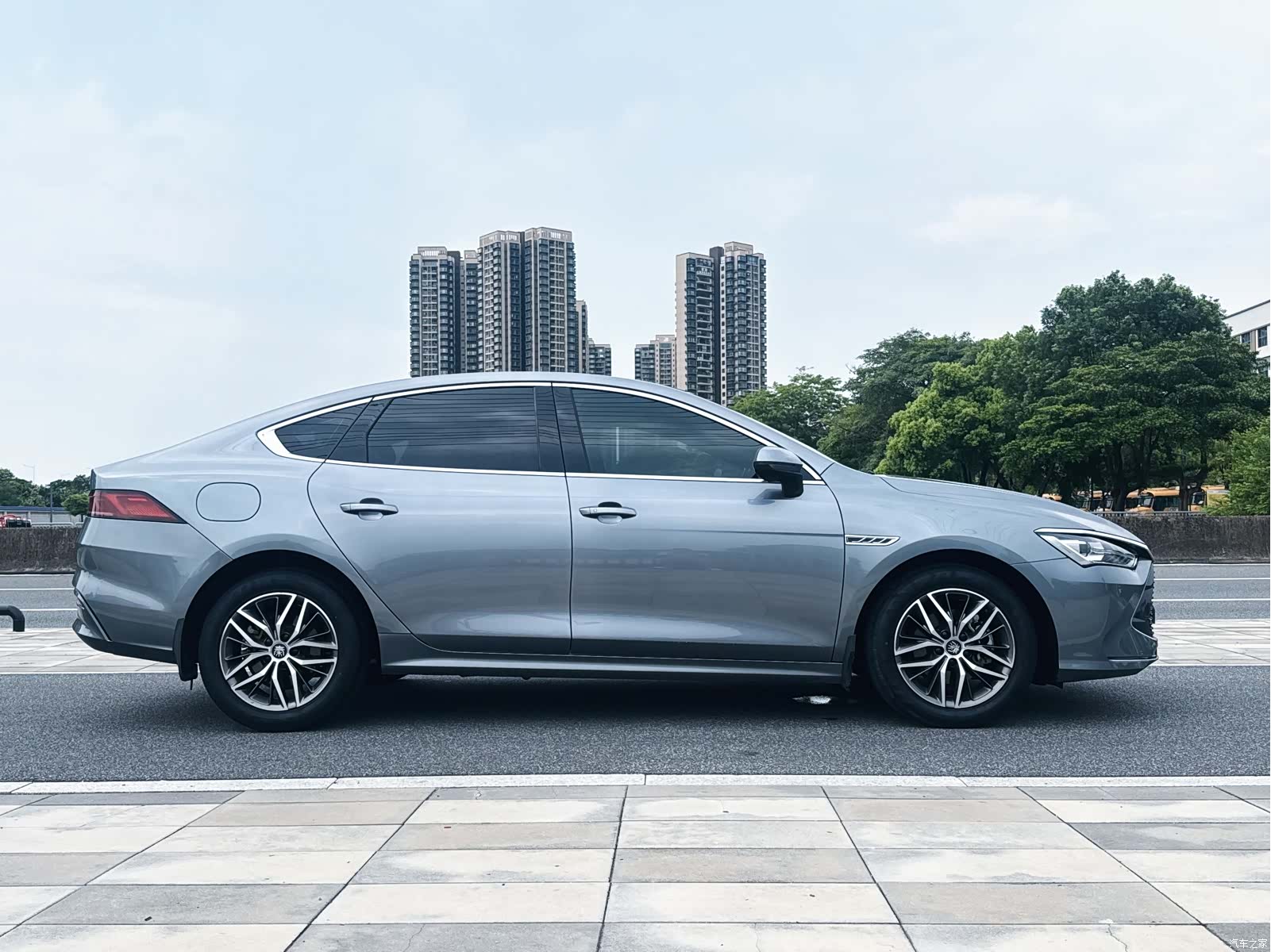 BYD Qin, 2022 4