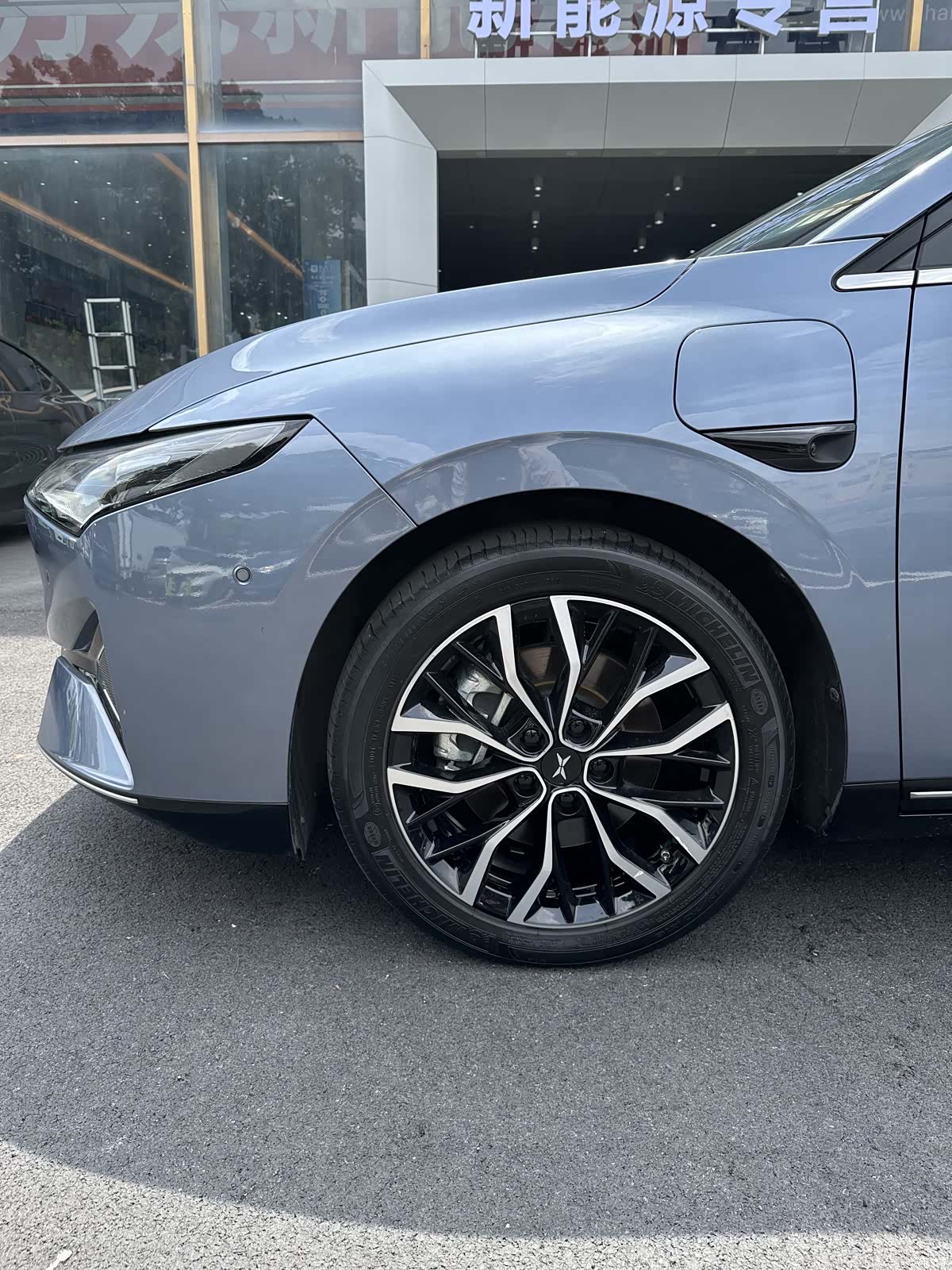 Xpeng P5, 2022 9