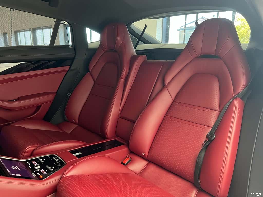 Porsche Panamera, 2022 13
