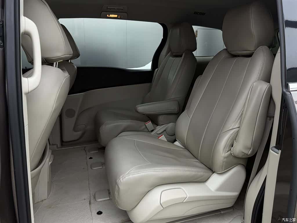 Buick GL8, 2022 9