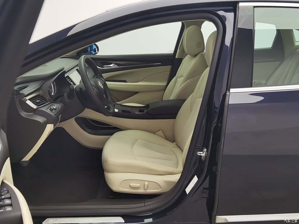 Buick LaCrosse, 2019 10