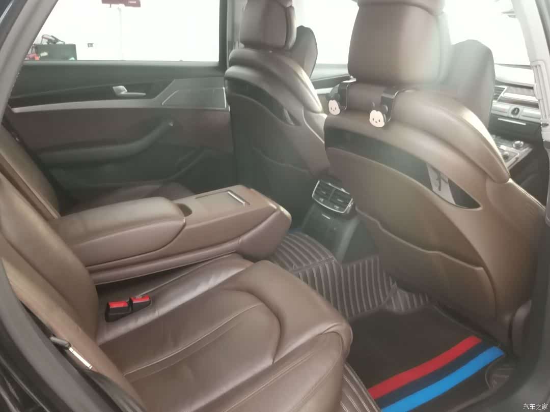 Audi A8L, 2013 9