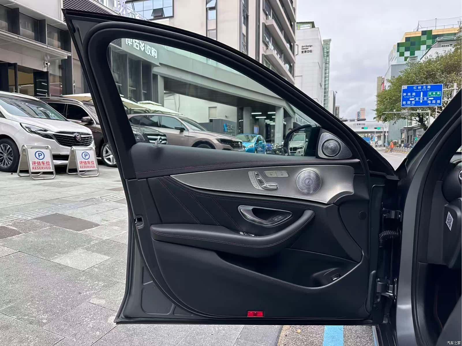 Mercedes-Benz E-Class, 2018 13