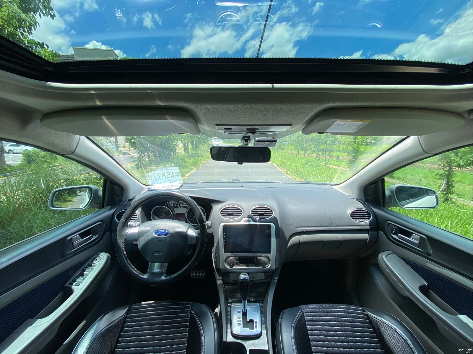 Ford Focus, 2015 9