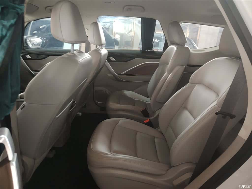 Geely Jiaji, 2020 13