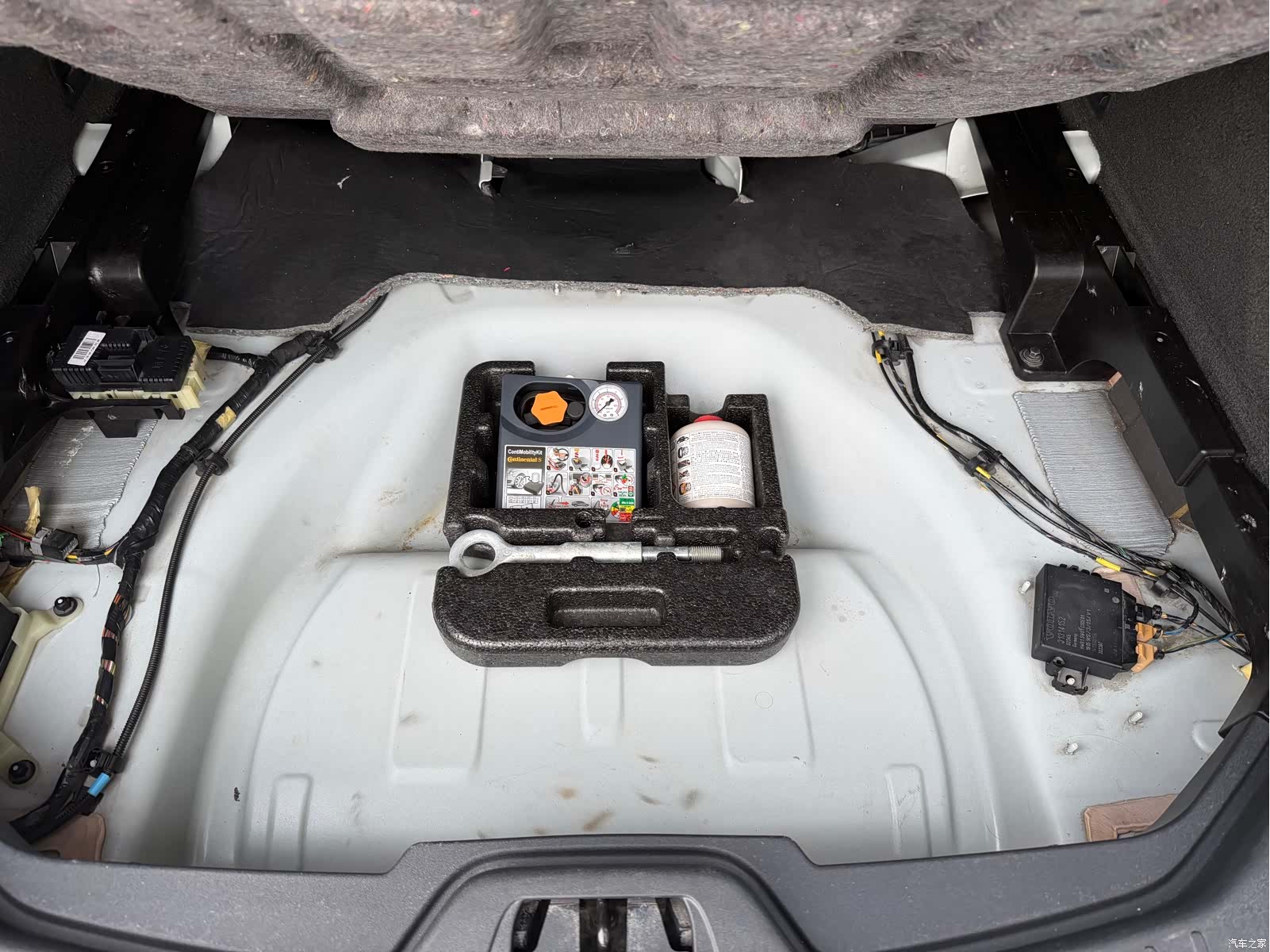 Volvo V60, 2014 15