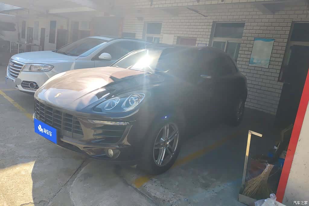 Porsche Macan, 2015 1