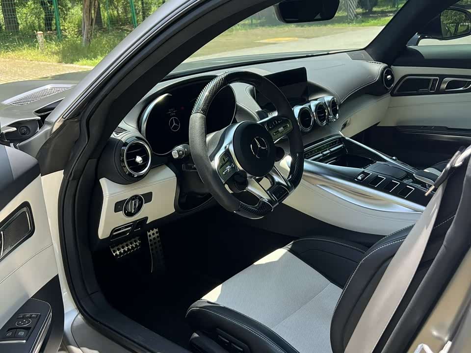 Mercedes-Benz AMG GT Mercedes-Benz AMG GT