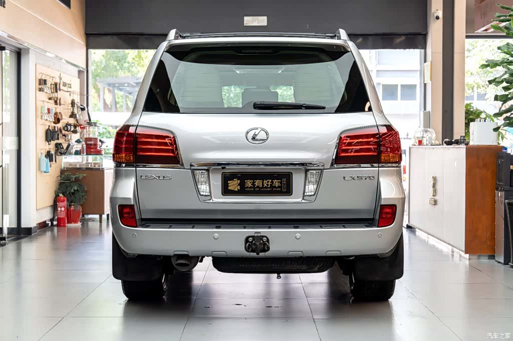 Lexus LX, 2008 все фото