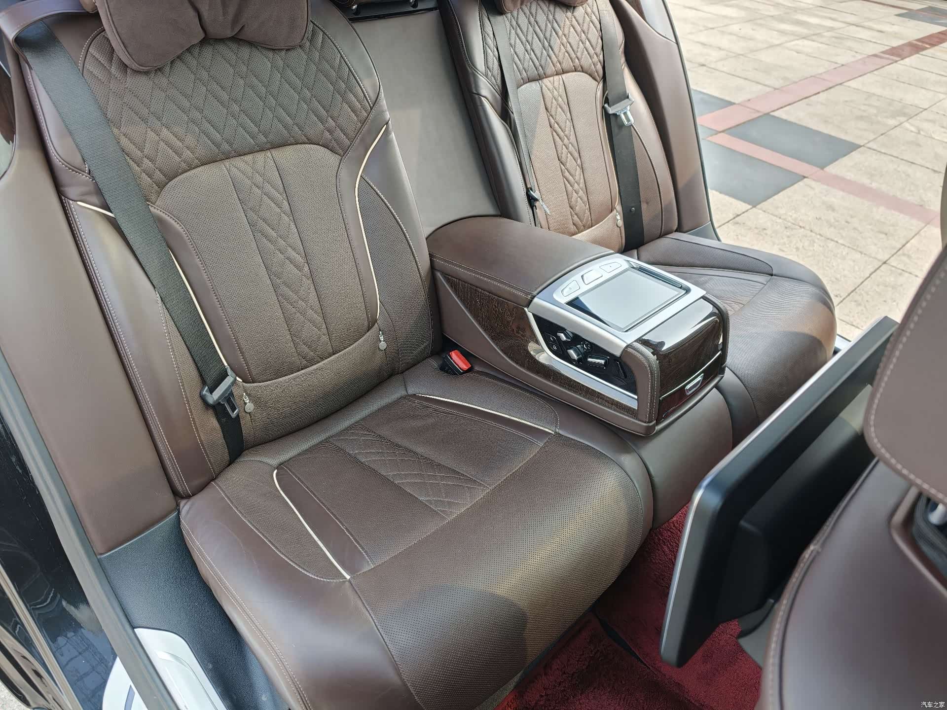 BMW 7 Series, 2017 28