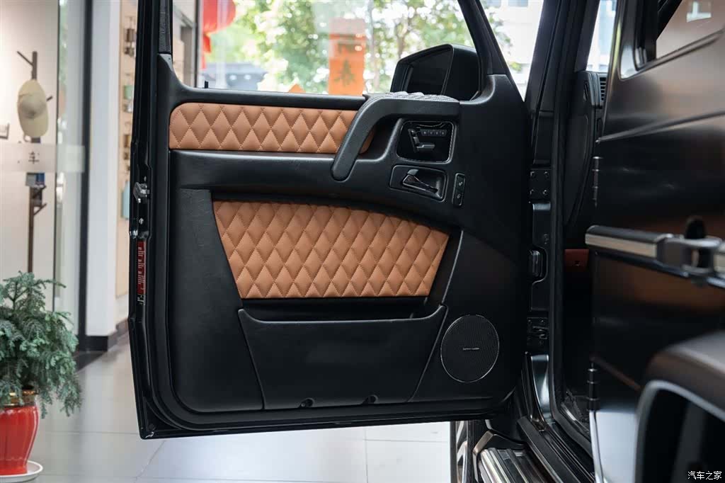 Mercedes-Benz G-Class, 2014 10