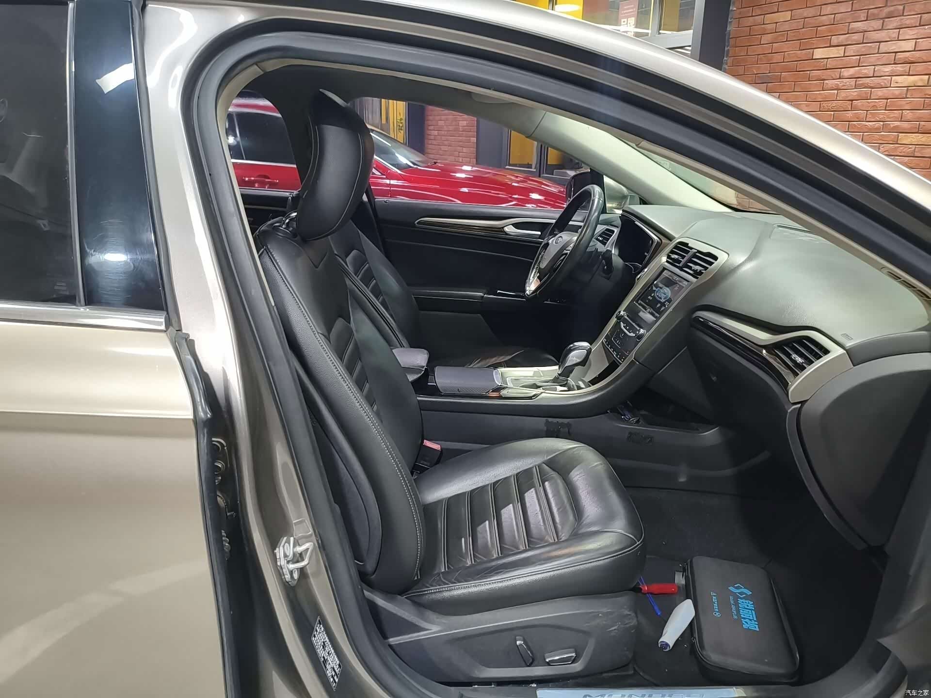 Ford Mondeo, 2016 13