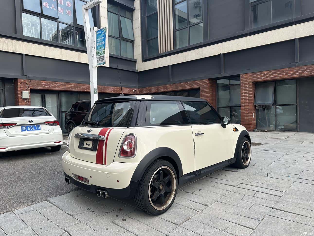 Mini Cooper, 2012 9