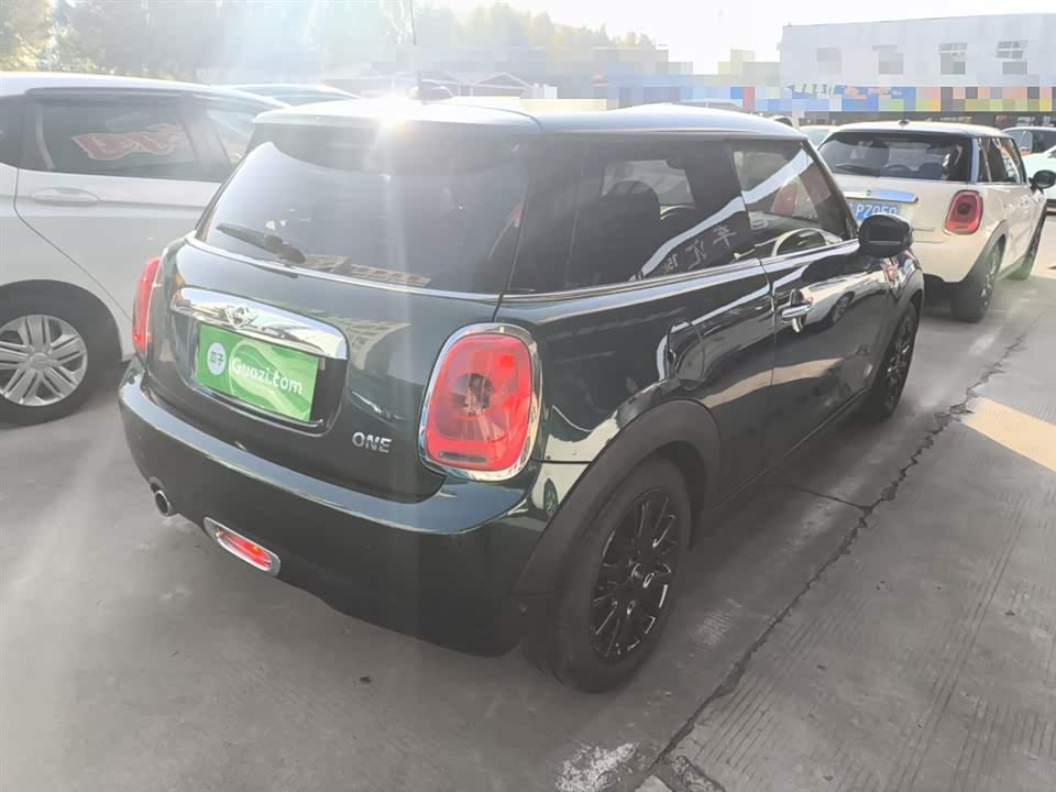 MINI MINI