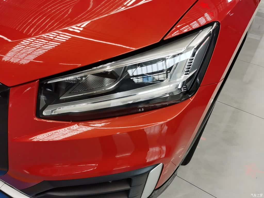 Audi Q2L, 2020 24