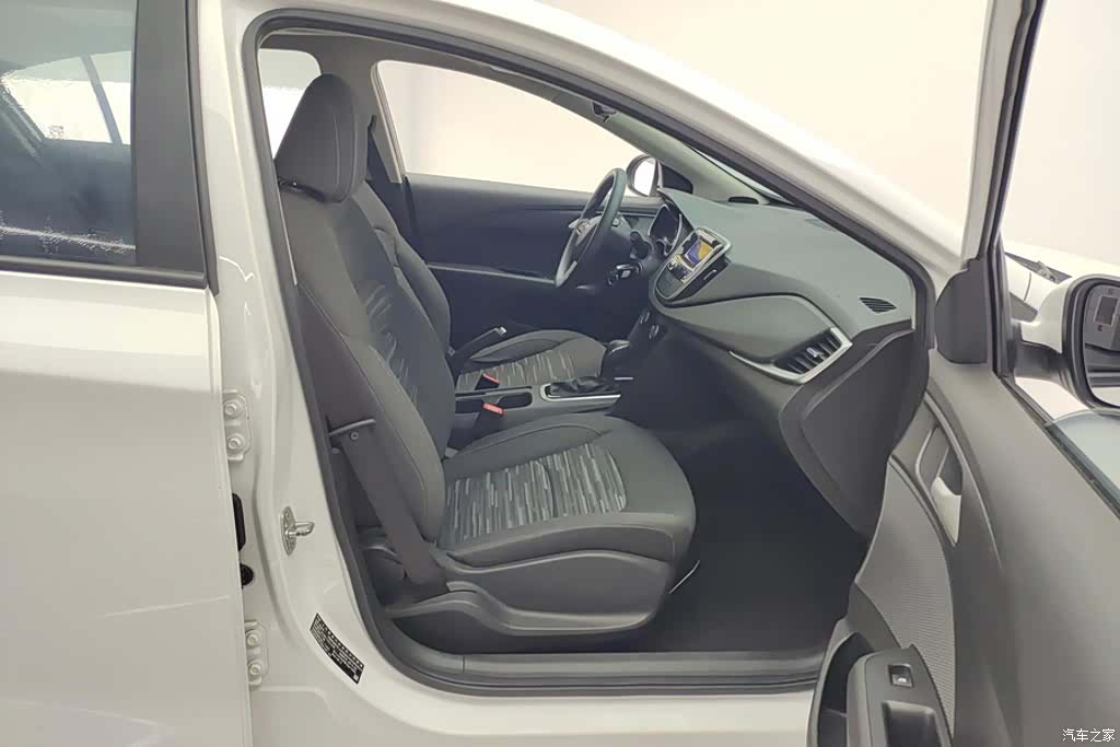 Chevrolet 320, 2018 8